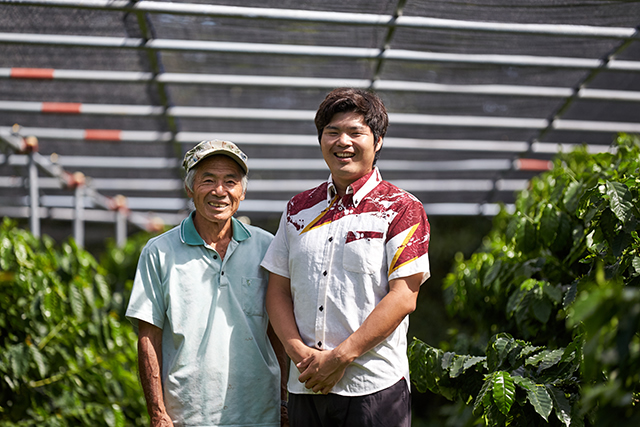 A farmer, Matayoshi Coffee En (Kunigami, Okinawa) 